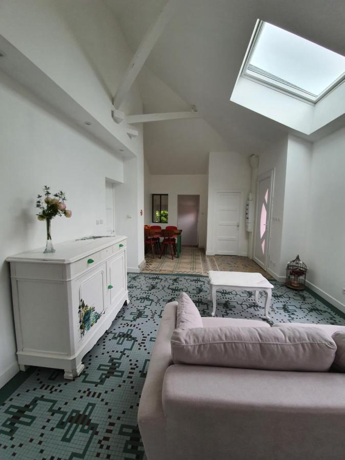 Gîte de la Maison du L.A.C Simard Extérieur photo